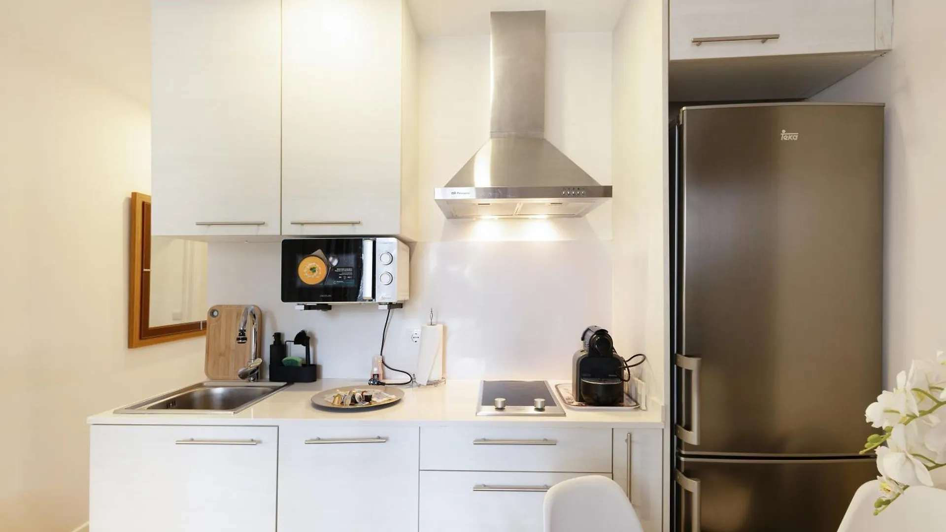Bonito Apartamento En Gava Mar 0*,