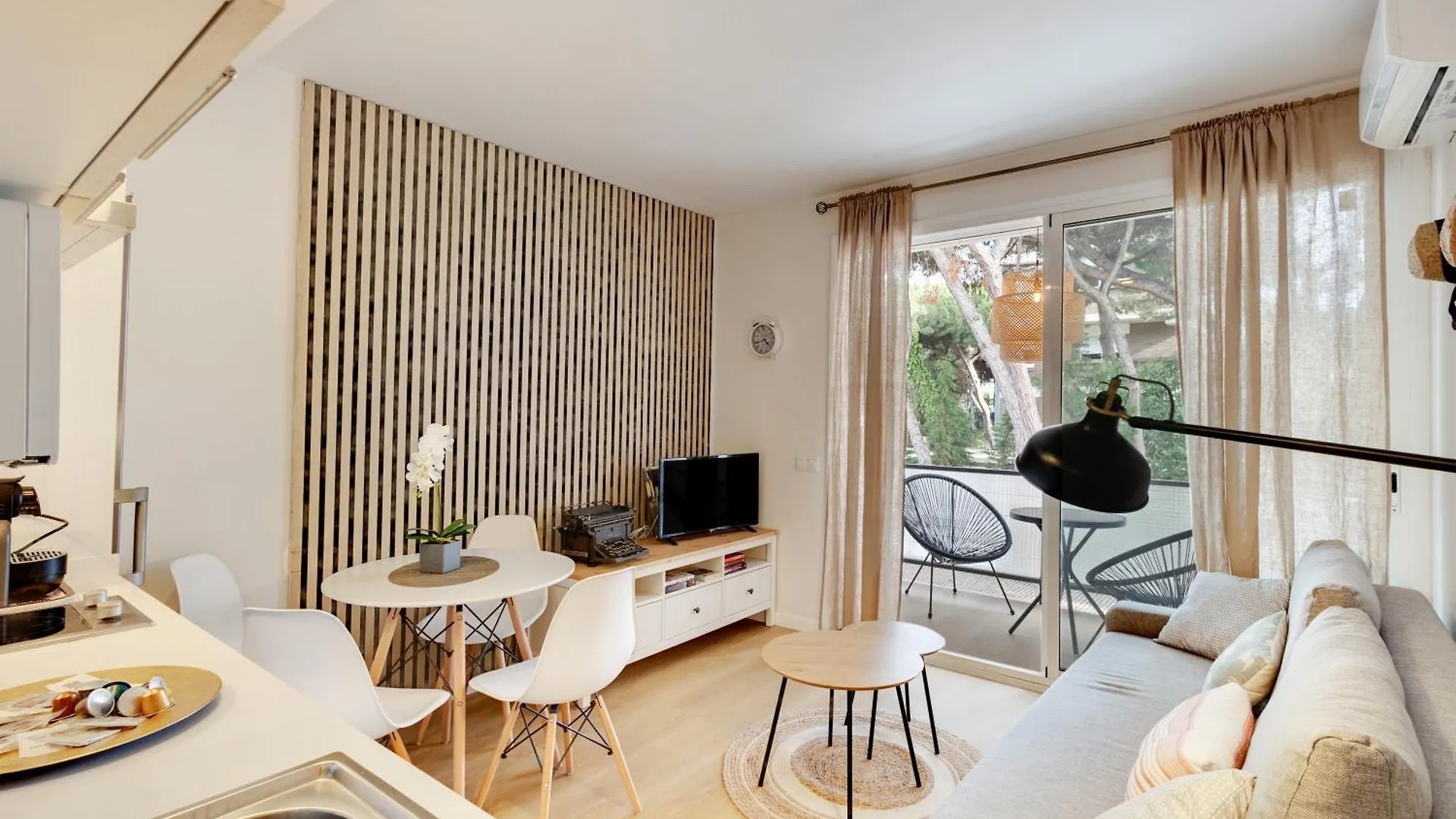 Bonito Apartamento En Gava Mar